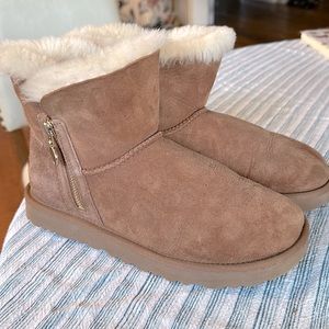 Ugg Baileys in excellent condition